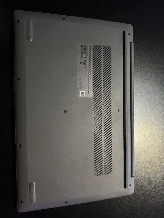 Продам ноутубк Lenovo Ideapad slim 3