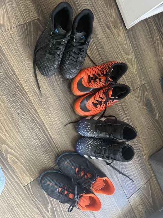 Adidas/ ghete fotbal