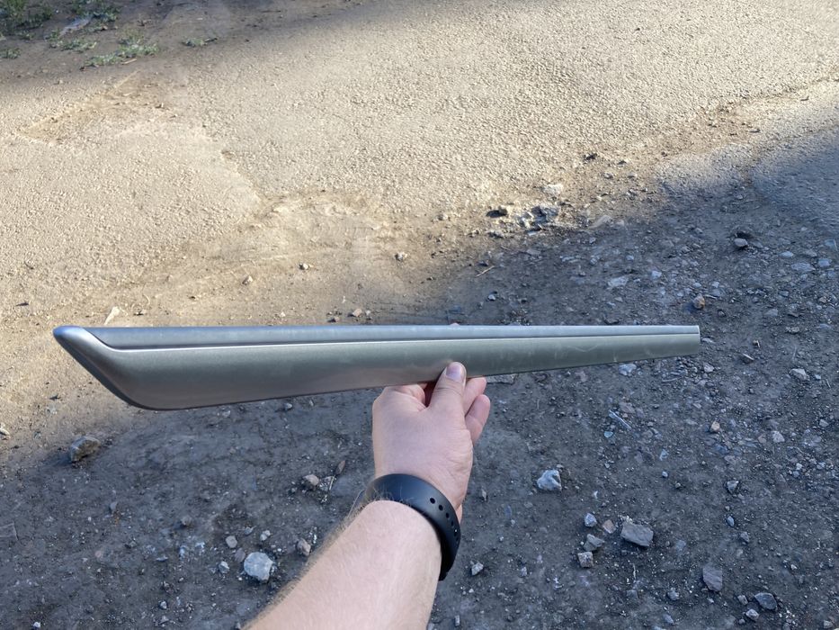 Продам молдинг марк 2 110 кузов рестайлинг