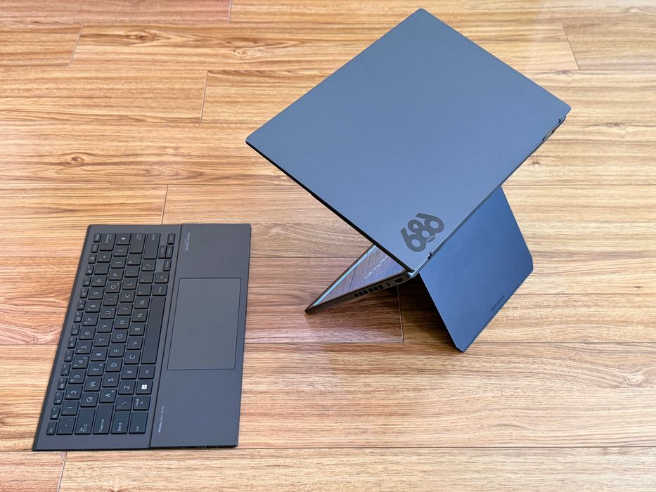 2x14 OLED Asus ZenBook DUO`Ultra 7-155H 16GB LPDDR5 512GB NVMe Батерия 12ч