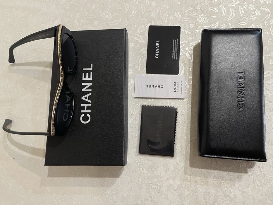 Солнцезащитные очки Chanel