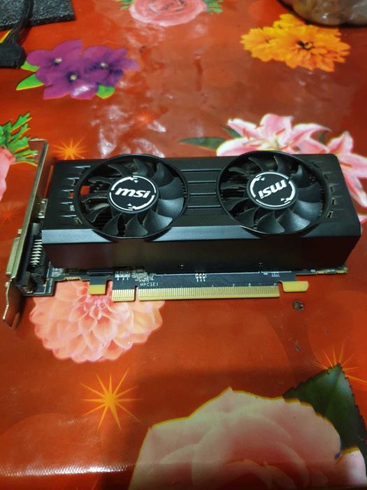 Продам видеокарту  MSI Radeon RX 550 2Gb