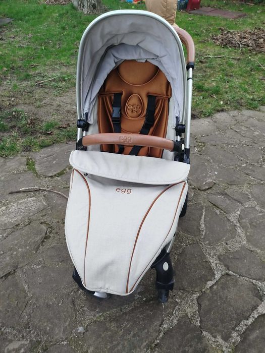 Бебешка количка EGG