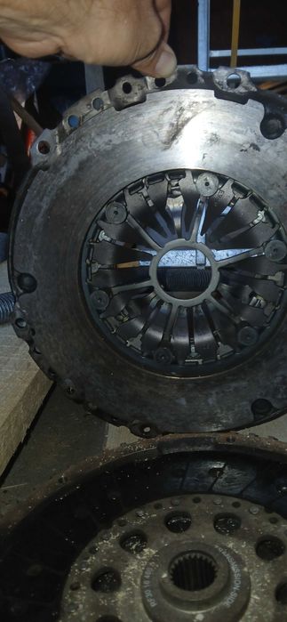 Volant abreiaj mazda 5 motor 2 0 2006 110cp