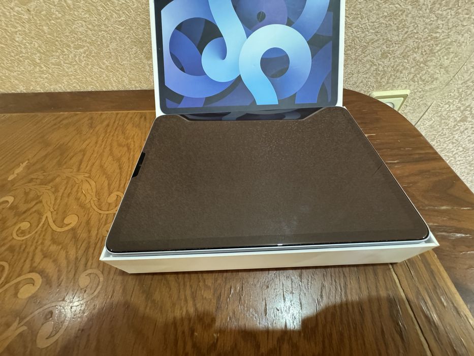iPad Air (4th Generation) Wi-Fi