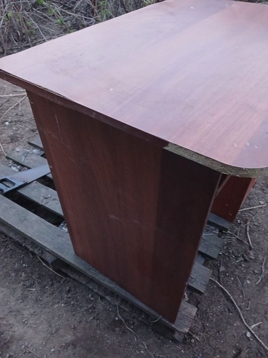 Продам стол компютерный