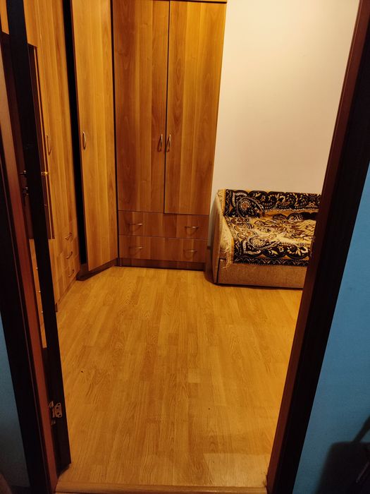 inchiriez apartament cu 2 camere