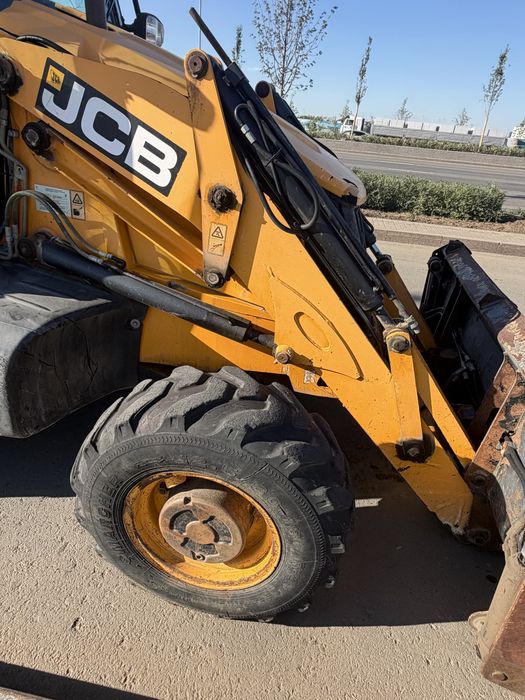 JCB на ходу торг при осмотре