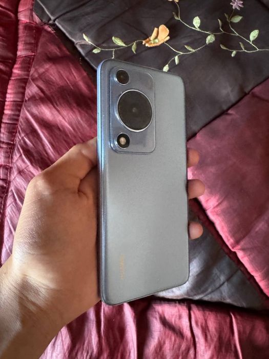 Huawei nova y 72 s