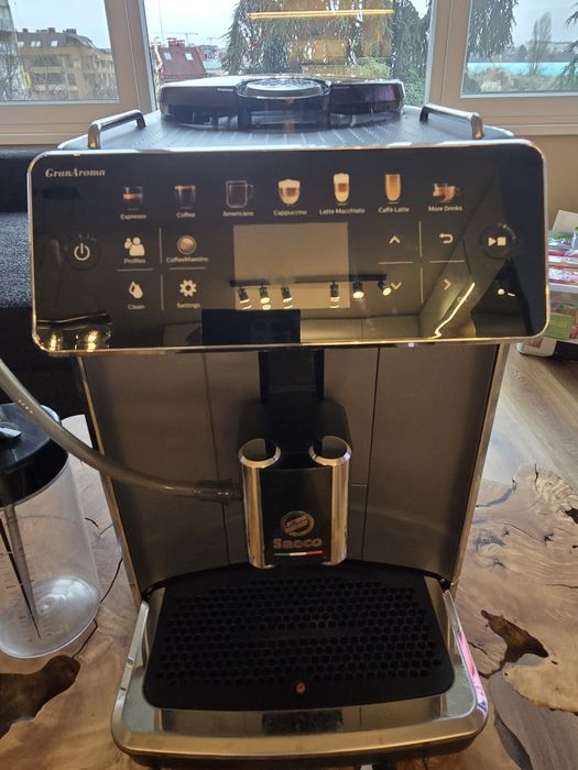 Кафеавтомат Saeco Grandaroma + 1г гаранция