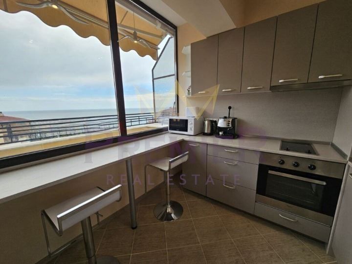 Продава се Тристаен апартамент в к.к. Златни пясъци - 100 кв.м за 1850 €/кв.м - Снимка #9