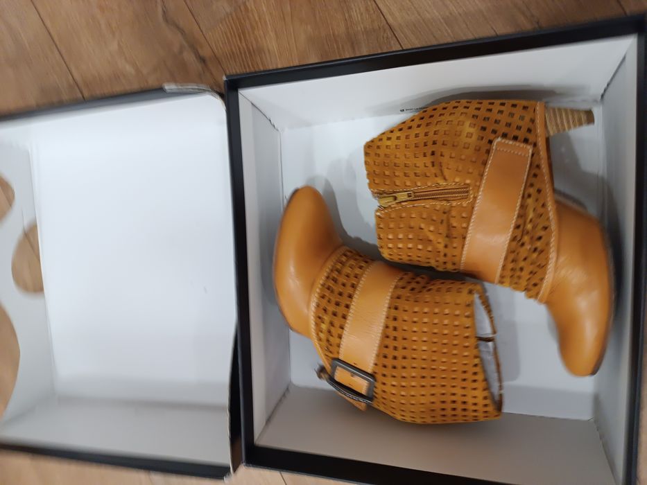 Дамски Боти в отлично състояние