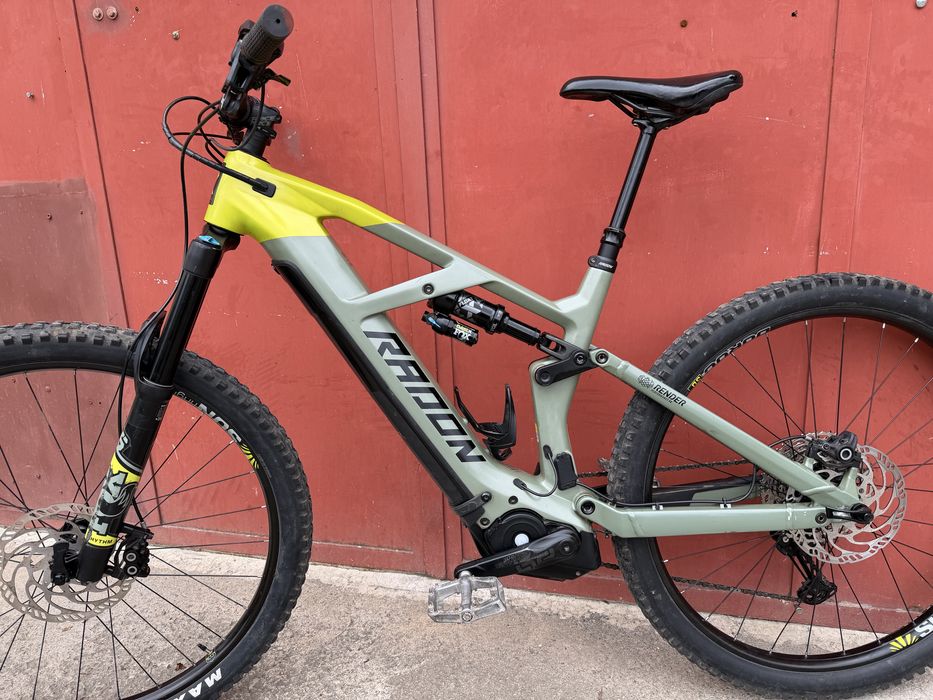 Radon Render 8.0 2023 L CARBON 29er