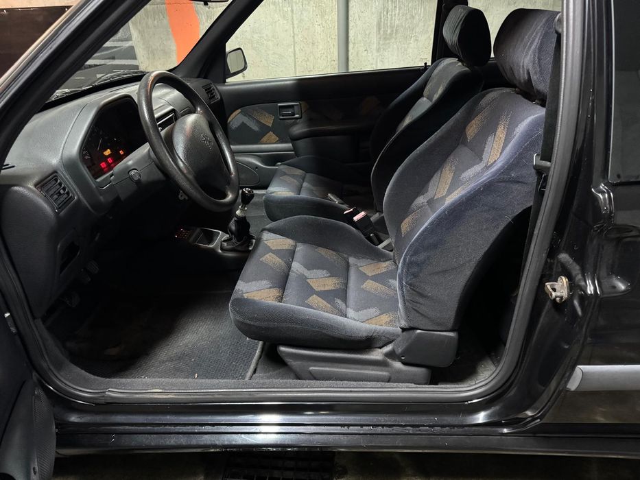 Peugeot 106  S16