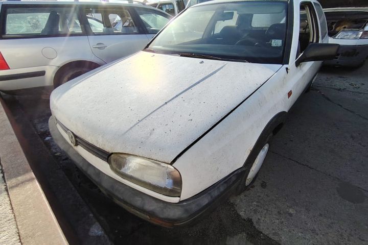 Bara spate Volkswagen VW Golf 1995 1.4 4MT (60 hp)