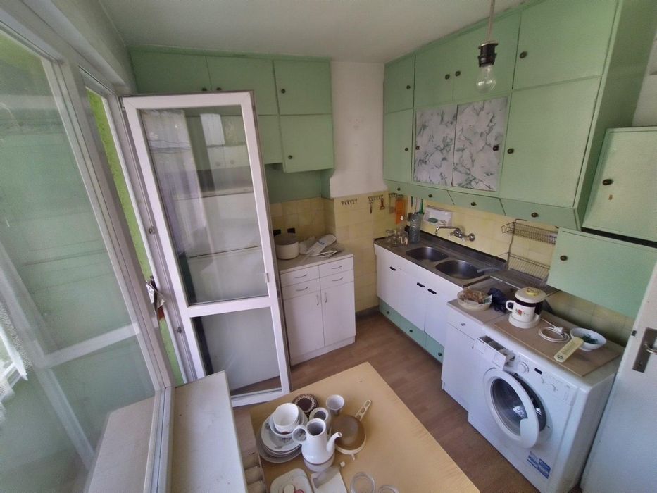 Продава се Тристаен апартамент в София, Гео Милев - 72 кв.м за 3612 €/кв.м - Снимка #2