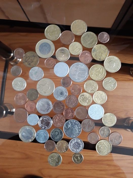 Monede vechi din țări diferite