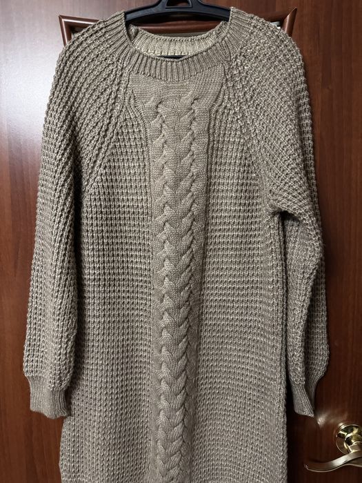 Шерстяное платье