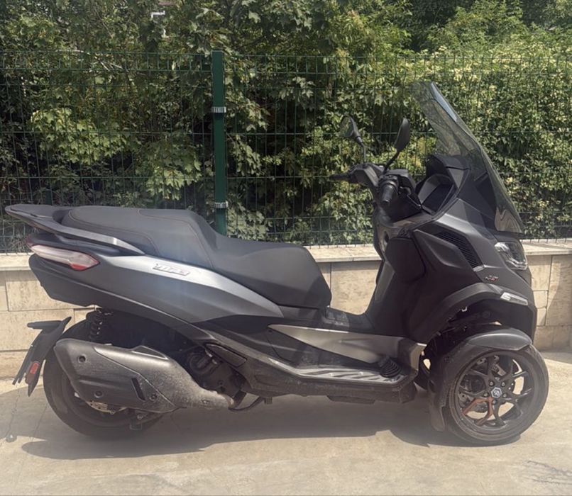 Piaggio MP3 Exclusive 530