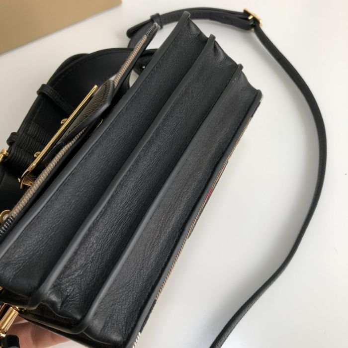Geanta Burberry