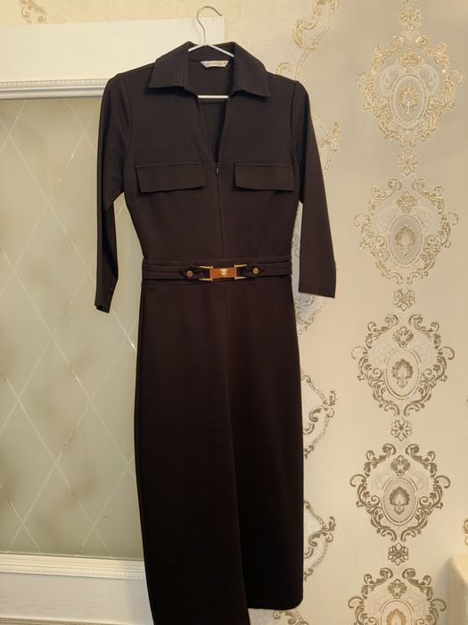 Продам платье черного цвета