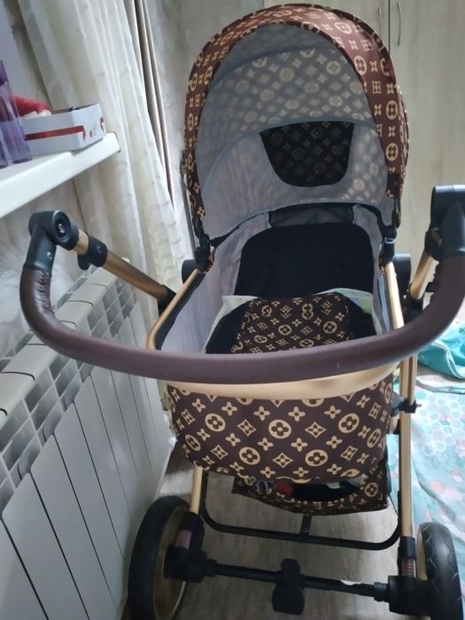 Продам коляску детскую.хорошую.