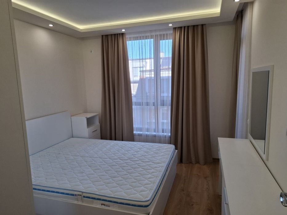 Дава се под наем Тристаен апартамент в Казанлък - 80 кв.м за 398.82 € - Снимка #5