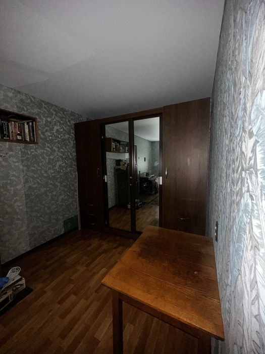 Продам 4х комнатную квартиру