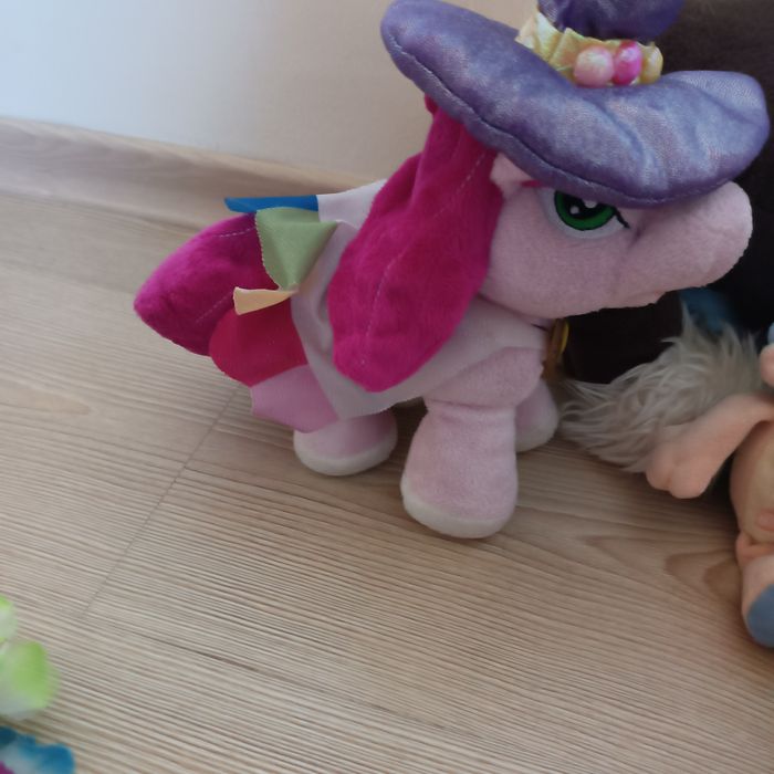 Поръчан! Голям лот плюшени играчки