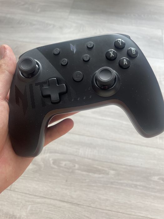 VÂND URGENT !! Controller Acer Nitro