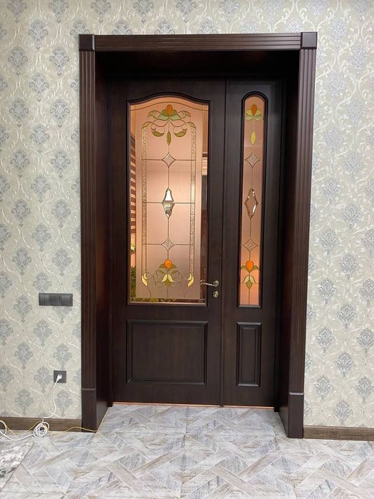 Установка дверь.