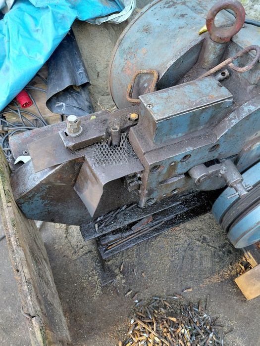 Ghilotina debitat plaband fier  beton
