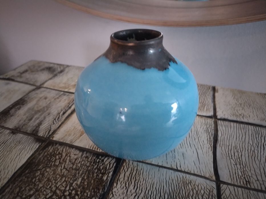 Оригинална керамична ваза от изложение в Осло