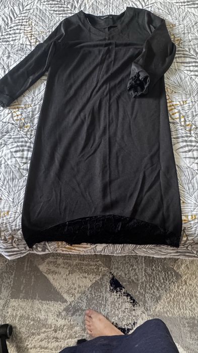 Продам 2 платье в отличном состоянии