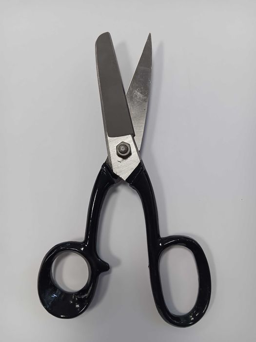 кожарска ножица, назъбена, зиг-заг, ножици, Италия, високо качество