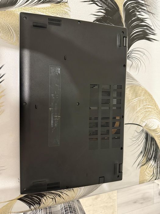 Acer Aspire 3 Intel iRIS