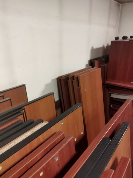 Столы офисные в разборном виде