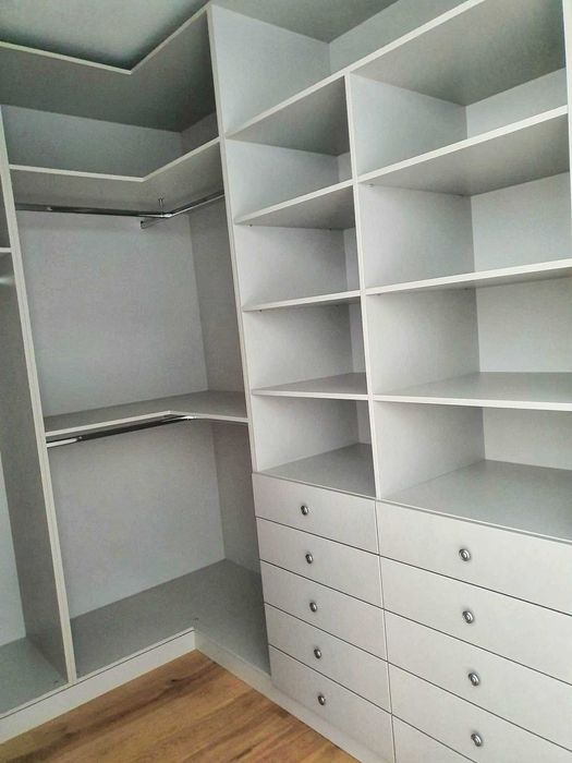 Inchiriez apartament Drumul Poienii Brasov