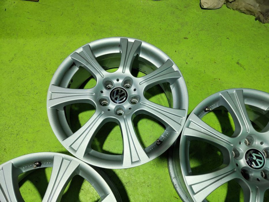 17 5x112 Vw Passat Touran Caddy Golf Skoda Audi 5х112