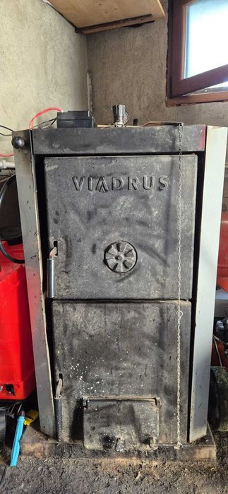 Vand Centrală pe lemne Viadrus Hercules U22 D8 – 40 kW