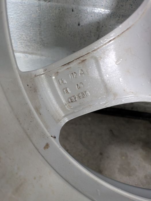 Jante roti Borbet 5x112 R16 + anvelope iarna 205 55 R16