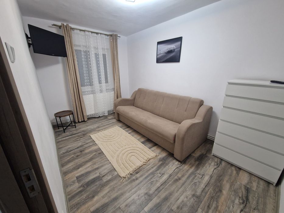 Apartament 2 camere de închiriat