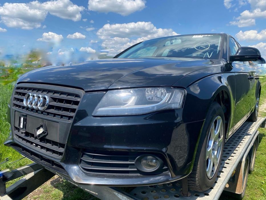 Piese/accesorii Audi A4 b8 1.8tfsi cod:CDHA Culoare:LZ9Y