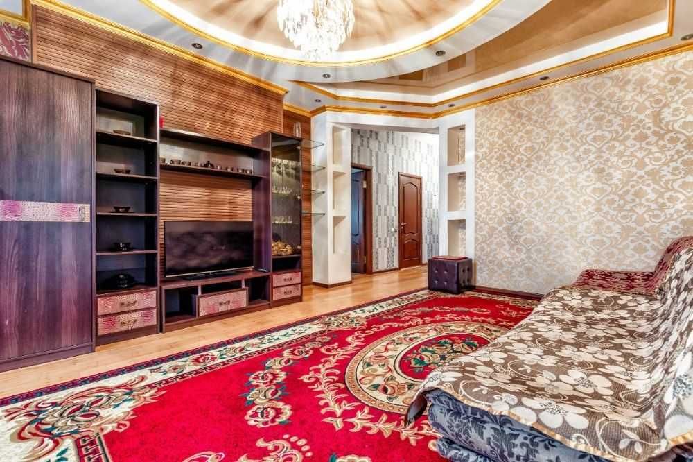 Сдам посуточно 3-комн квартиру