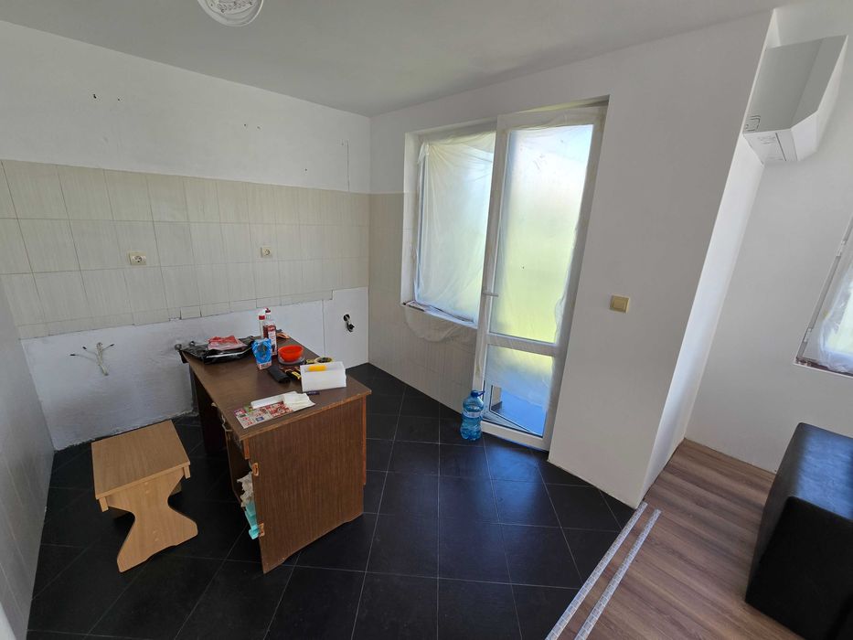 Продава се Двустаен апартамент в Велико Търново, Център - 61 кв.м за 1886 €/кв.м - Снимка #2