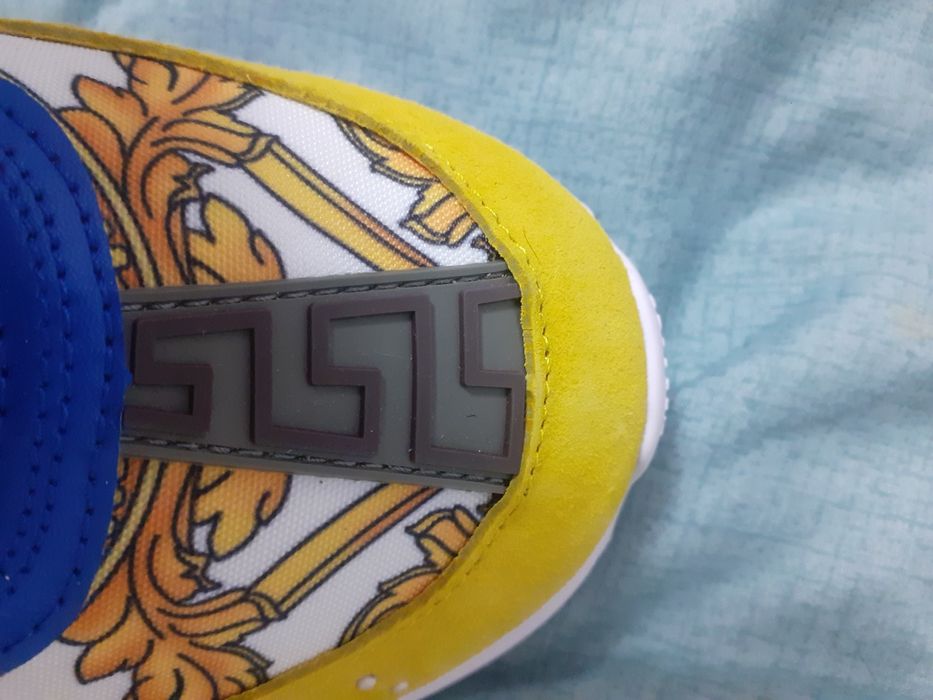 Versace chain reaction baroque