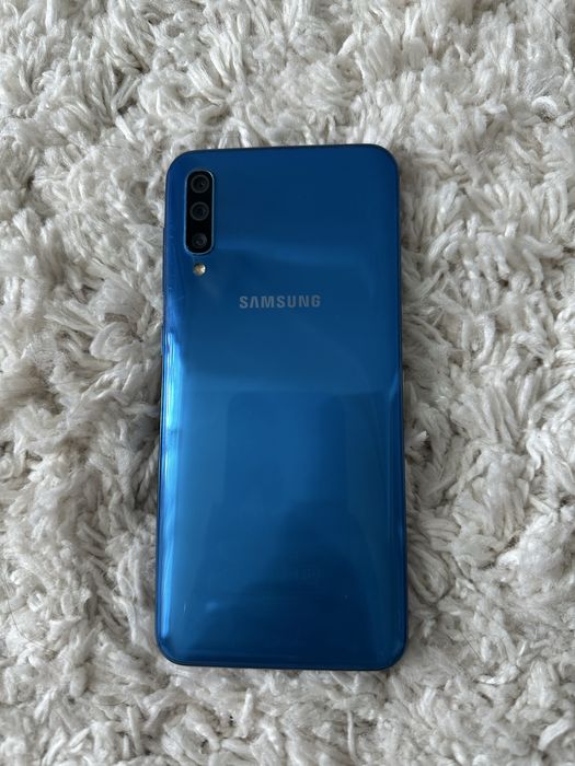 Продам Samsung Galaxy A50