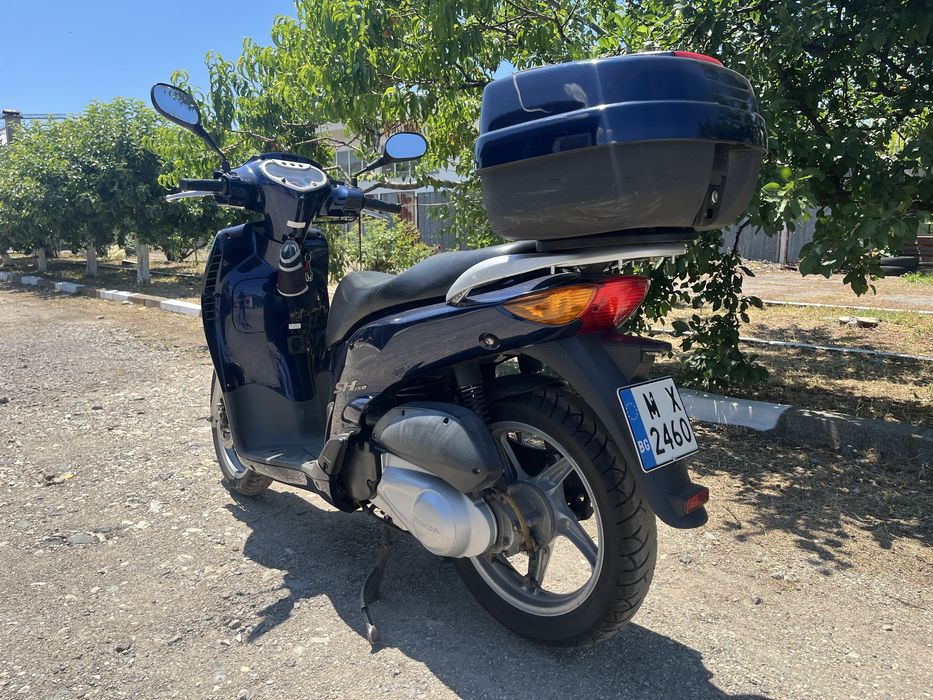 Скутер Honda SH 150