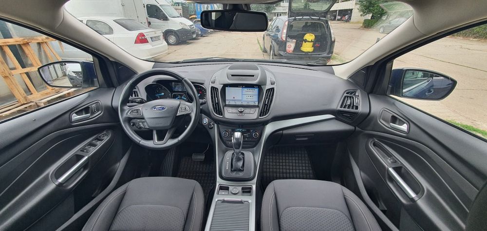 Ford  Kuga 1.6 ecobust 4WD Aut -  GPL