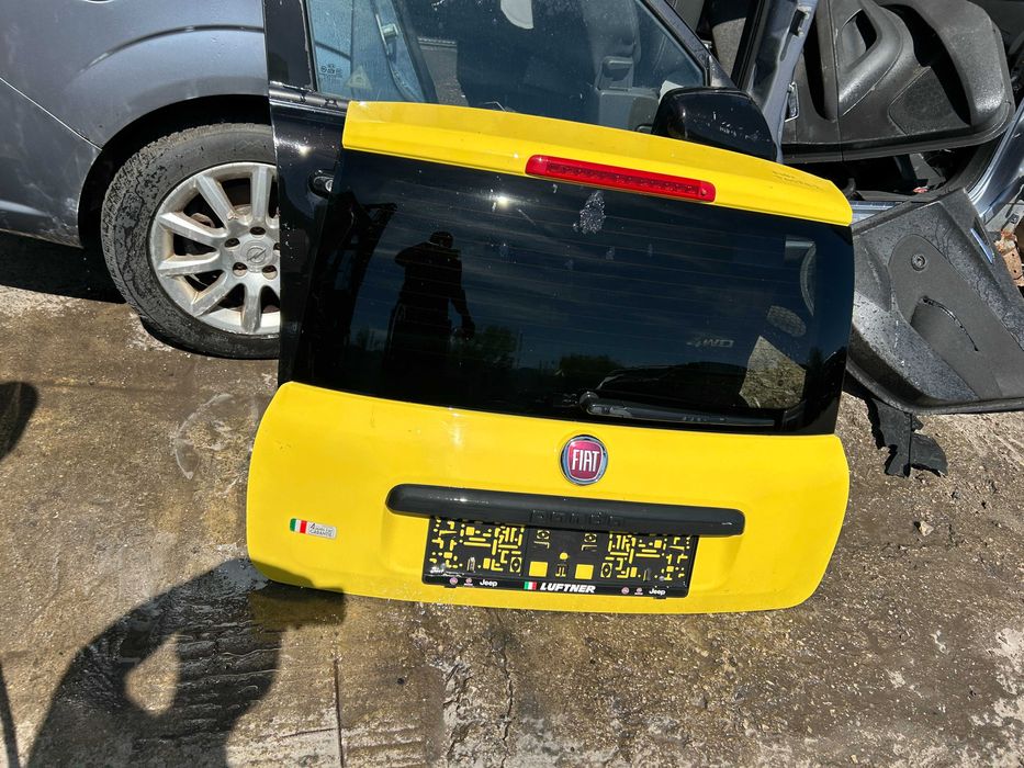 2 броя Багажна врата Fiat Panda 3